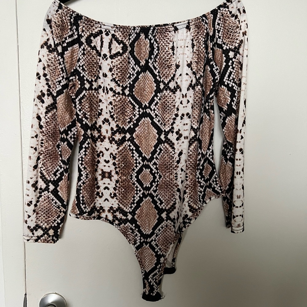 Off the shoulder snake print bodysuit